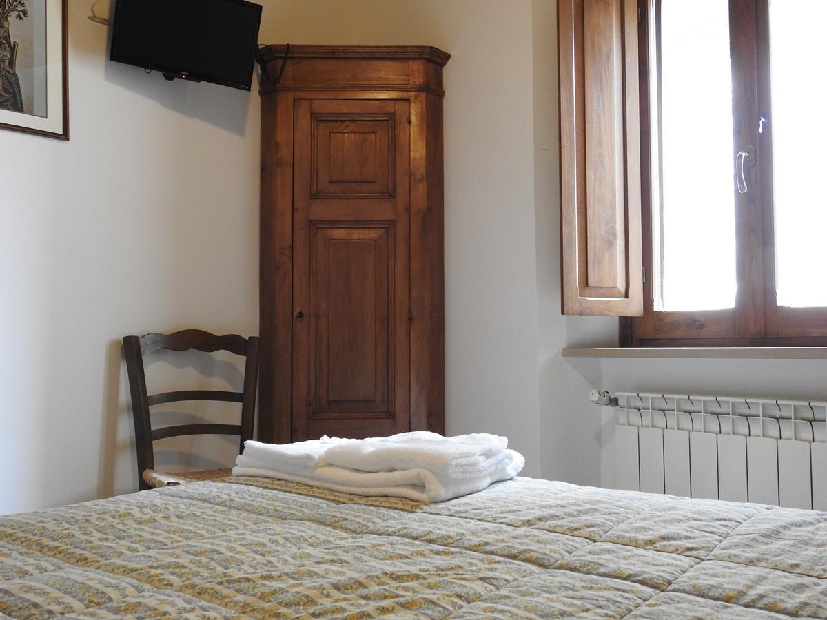 Locanda Il Falco Nero Fumone Buitenkant foto